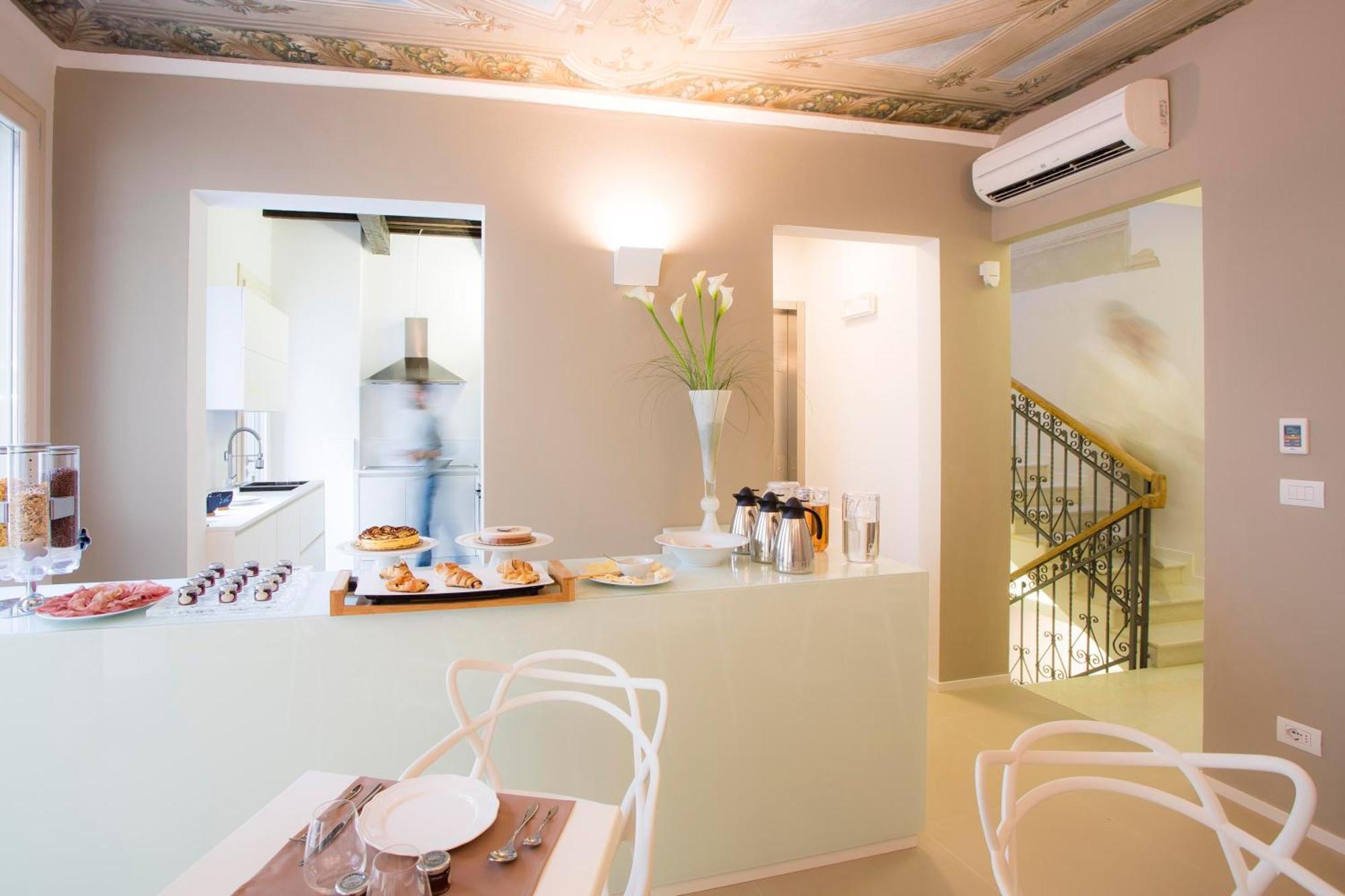 Borgoleoni 18 - Room And Breakfast Ferrare Extérieur photo