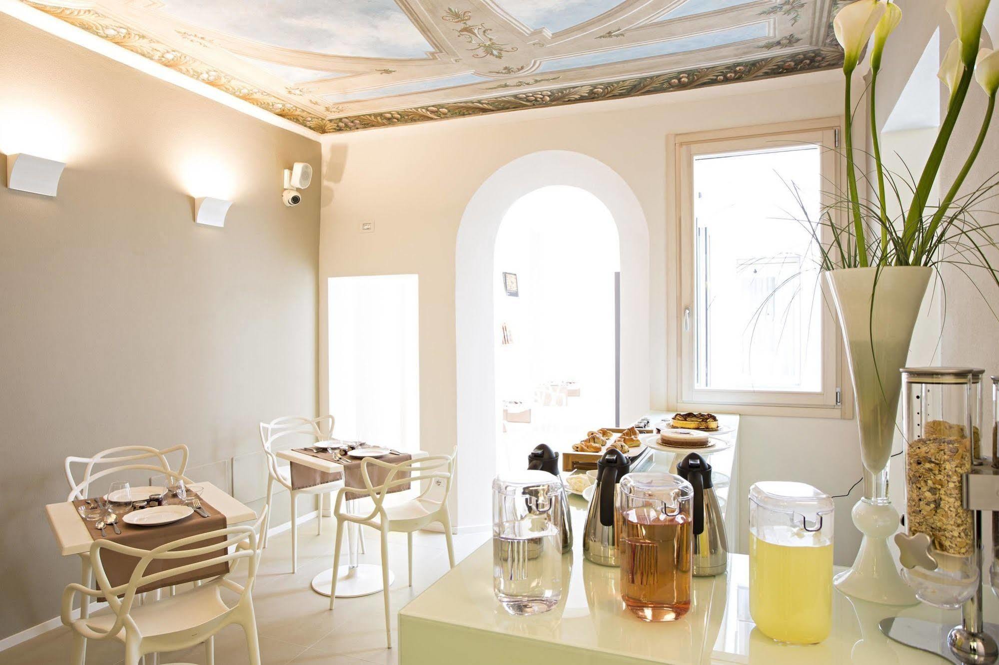 Borgoleoni 18 - Room And Breakfast Ferrare Extérieur photo